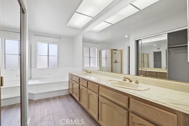 24189 HARBOR RIDGE Lane, Lake Forest CA: https://media.crmls.org/medias/04fe96bd-c2a3-44bf-ad3c-5eb3e2b4340b.jpg