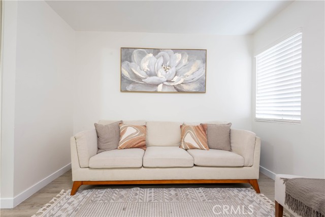3720 S St Andrews Place, Los Angeles CA: https://media.crmls.org/medias/04feac10-3e7e-4a5c-805d-c70a29110a01.jpg