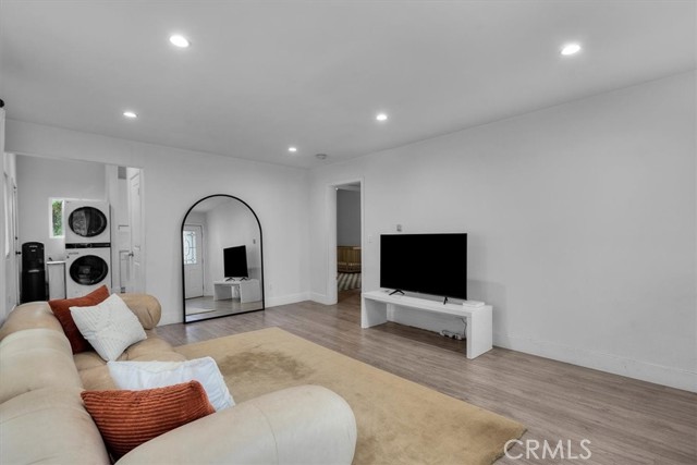 Detail Gallery Image 5 of 20 For 354 E 111th St, Los Angeles,  CA 90061 - 2 Beds | 1 Baths
