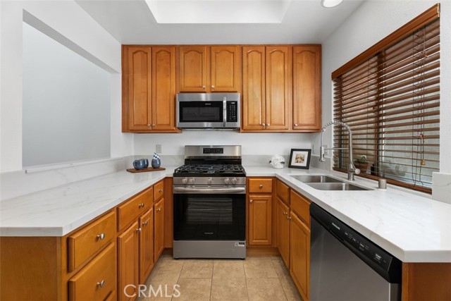 Detail Gallery Image 7 of 15 For 17 Dartmouth, Irvine,  CA 92612 - 2 Beds | 2 Baths