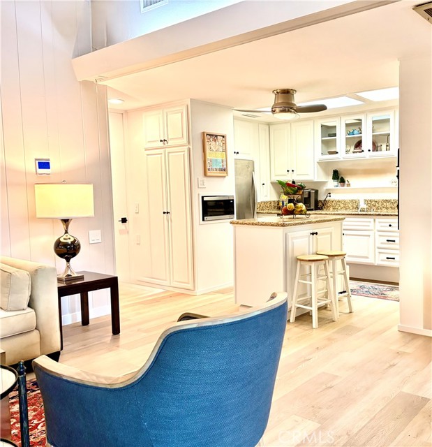 Detail Gallery Image 9 of 11 For 13361 El Dorado Dr., M8-201a, Seal Beach,  CA 90740 - 2 Beds | 1 Baths