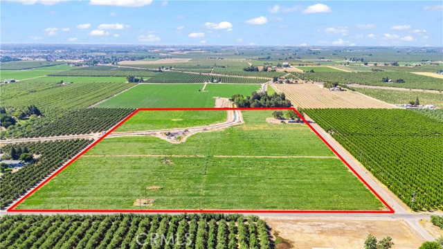 8340 West Lane, Winton CA: https://media.crmls.org/medias/04ffa9a7-50fb-4492-b718-ad205d02181b.jpg
