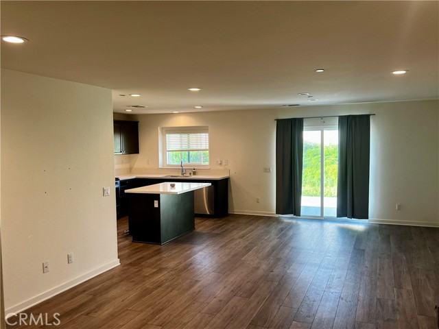 Detail Gallery Image 4 of 9 For 3151 Stargazer St, Hemet,  CA 92543 - 4 Beds | 2 Baths