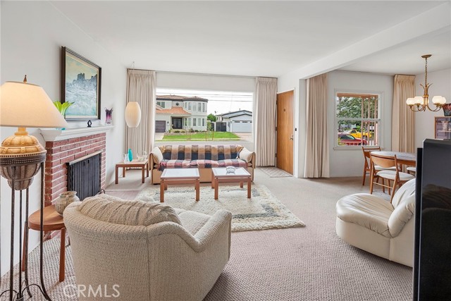 Detail Gallery Image 2 of 19 For 26223 Delos, Torrance,  CA 90505 - 3 Beds | 1 Baths