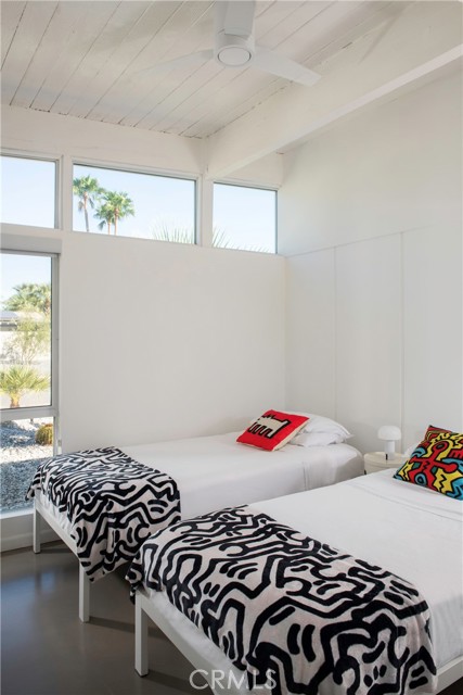 971 E Alexander Way, Palm Springs, CA 92262