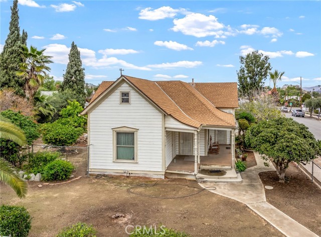 Detail Gallery Image 6 of 38 For 306 W 5th St, Perris,  CA 92570 - 2 Beds | 1 Baths