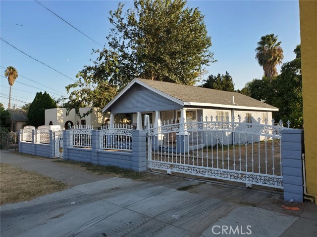 1389 W 7th St, San Bernardino, CA 92411