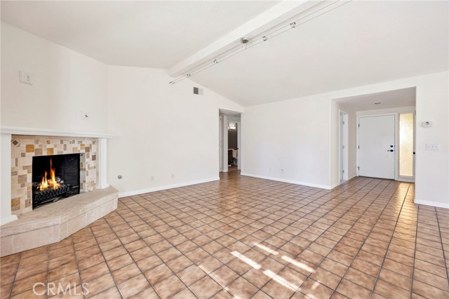 Detail Gallery Image 9 of 40 For 2125 Silver Oak, Hemet,  CA 92545 - 2 Beds | 2 Baths