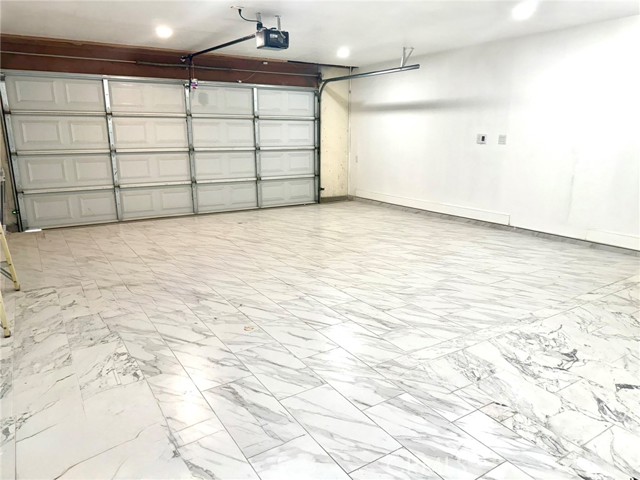 7795 Oakwood Avenue, Hesperia CA: https://media.crmls.org/medias/050288a9-a2b0-4dc3-911b-068ab431690f.jpg