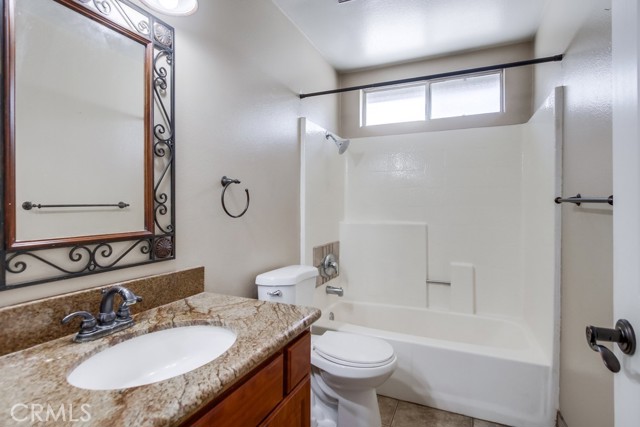 2180 Hamden Drive, Chula Vista CA: https://media.crmls.org/medias/05029800-d559-4adf-bb14-f7a93ad06b3c.jpg