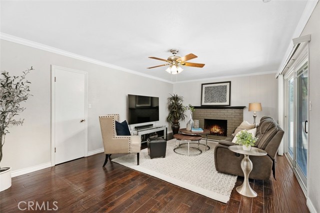 Detail Gallery Image 19 of 41 For 1723 N Lincoln, Orange,  CA 92865 - 3 Beds | 2 Baths