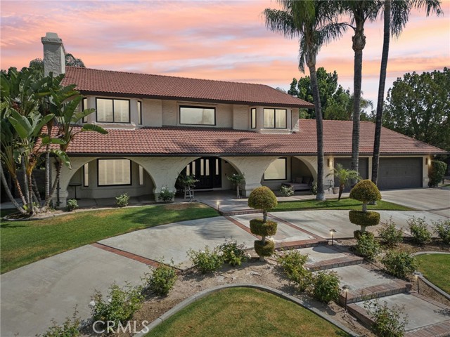 Detail Gallery Image 2 of 59 For 1623 Northhampton Dr, Riverside,  CA 92506 - 4 Beds | 3/1 Baths