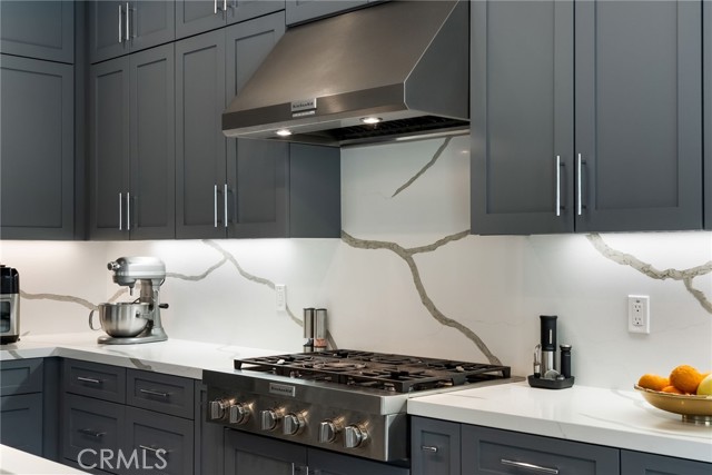 Detail Gallery Image 12 of 45 For 160 Tivoli, Lake Forest,  CA 92630 - 4 Beds | 4/1 Baths