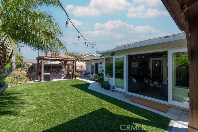 Detail Gallery Image 38 of 51 For 15551 Aulnay Ln, Huntington Beach,  CA 92647 - 3 Beds | 2 Baths