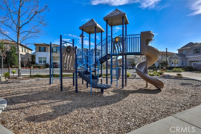 Detail Gallery Image 42 of 54 For 608 White Oaks, Lake Forest,  CA 92610 - 2 Beds | 2/1 Baths