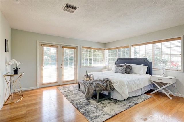 Detail Gallery Image 22 of 30 For 26134 Roymor Dr, Calabasas,  CA 91302 - 4 Beds | 3 Baths