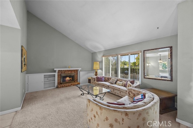 Detail Gallery Image 6 of 47 For 1233 Dale, Corona,  CA 92878 - 3 Beds | 2 Baths