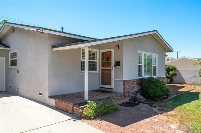 Detail Gallery Image 6 of 48 For 1032 E Lemon Ave, Glendora,  CA 91741 - 3 Beds | 1/1 Baths