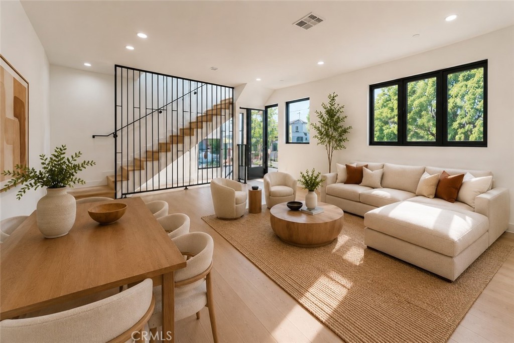 MLS #OC26160948 image #4