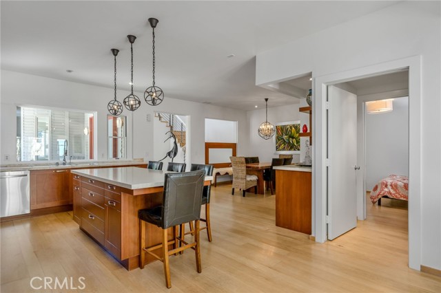 426 Nyes Place, Laguna Beach CA: https://media.crmls.org/medias/050abd01-c197-4f66-9946-efe146ad583c.jpg