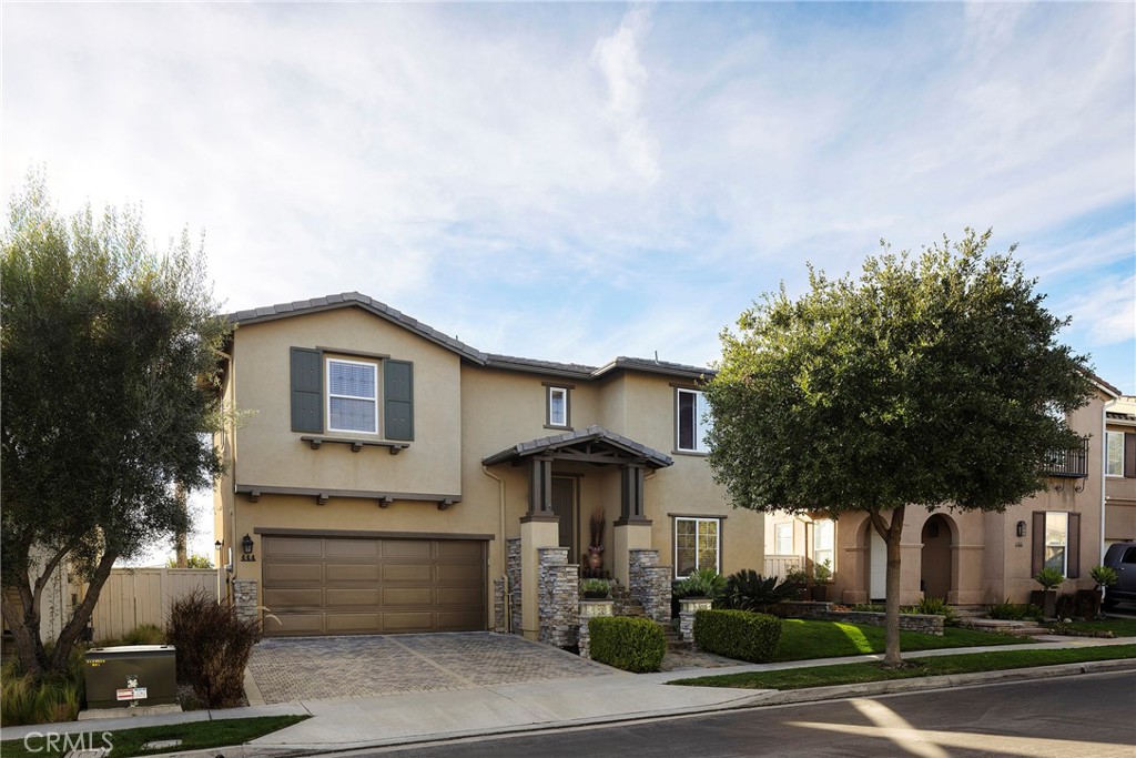 444 Camino Flora Vista