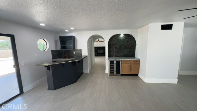 22547 Cascade, Canyon Lake CA: https://media.crmls.org/medias/050b4c00-351d-4fa5-bd1f-52ef6697a02b.jpg