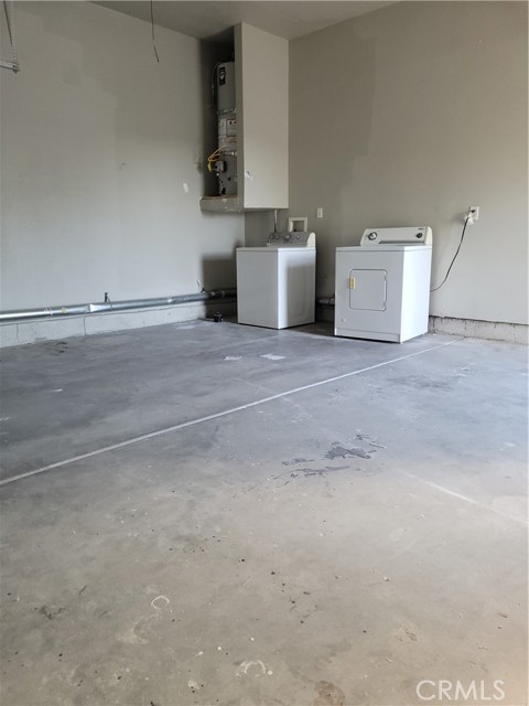 6446 Palm View Avenue, 29 Palms CA: https://media.crmls.org/medias/050d1fad-fd2f-4ba6-8c63-3f76ddc46500.jpg
