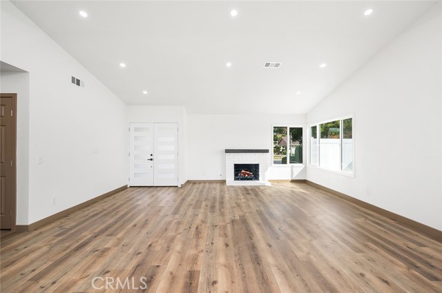 1563 Gary Lane, Redlands CA: https://media.crmls.org/medias/050ff022-0d15-46d3-9e83-73ec7e25a4eb.jpg