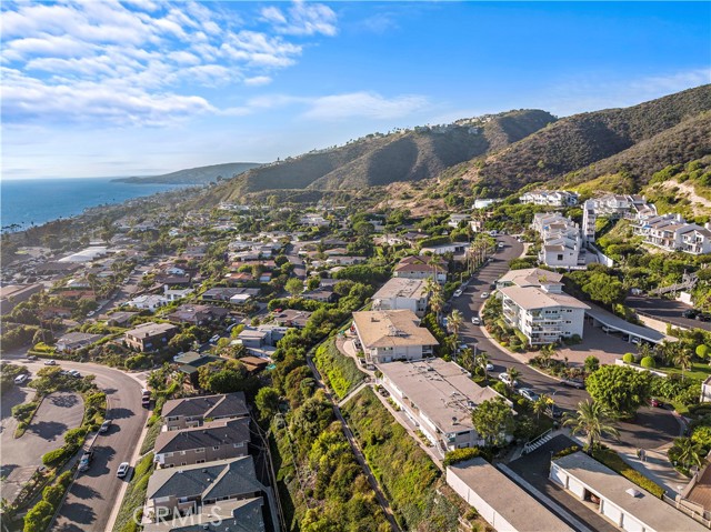 21722 Ocean Vista Drive, Laguna Beach, California 92651, 2 Bedrooms Bedrooms, ,1 BathroomBathrooms,Residential Lease,For Rent,21722 Ocean Vista Drive,CRLG24179106