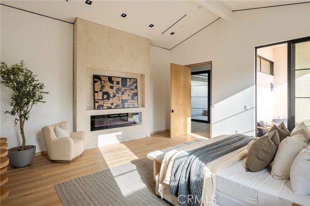 Detail Gallery Image 39 of 72 For 11826 Kling St, Valley Village,  CA 91607 - 6 Beds | 5/1 Baths