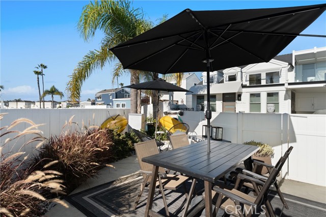 Detail Gallery Image 23 of 41 For 16 Cabrillo St, Newport Beach,  CA 92663 - 2 Beds | 2 Baths