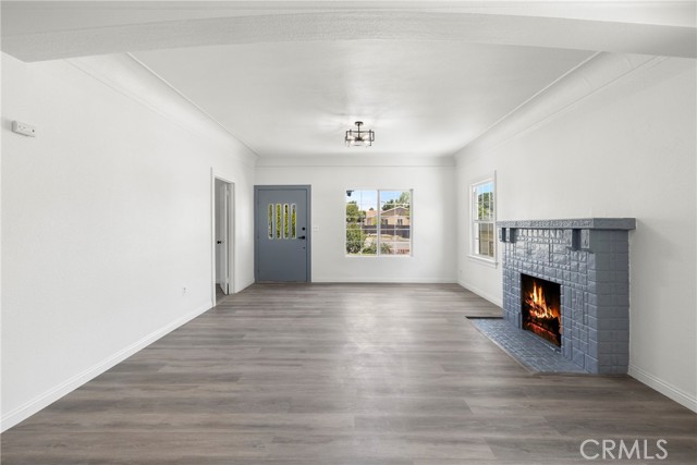 Detail Gallery Image 10 of 43 For 747 W 9th St, San Bernardino,  CA 92410 - 3 Beds | 3 Baths