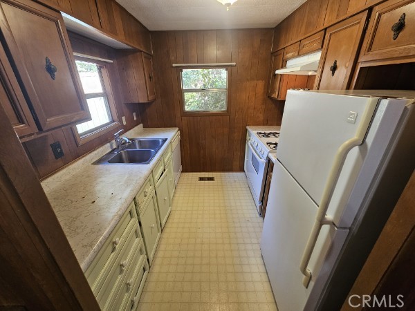 Detail Gallery Image 7 of 20 For 3580 Deertrail Rd, Clearlake,  CA 95422 - 2 Beds | 2 Baths