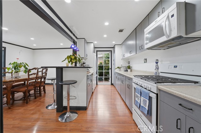 Detail Gallery Image 5 of 32 For 8431 Morrill Ave, Whittier,  CA 90606 - 4 Beds | 2 Baths