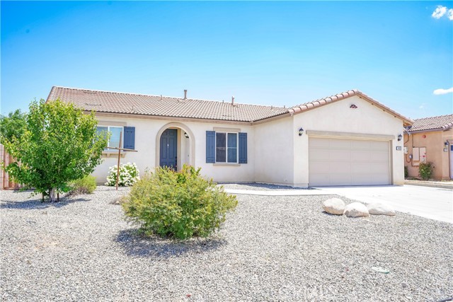 Detail Gallery Image 3 of 37 For 14333 Vincent Way, Adelanto,  CA 92301 - 4 Beds | 2 Baths