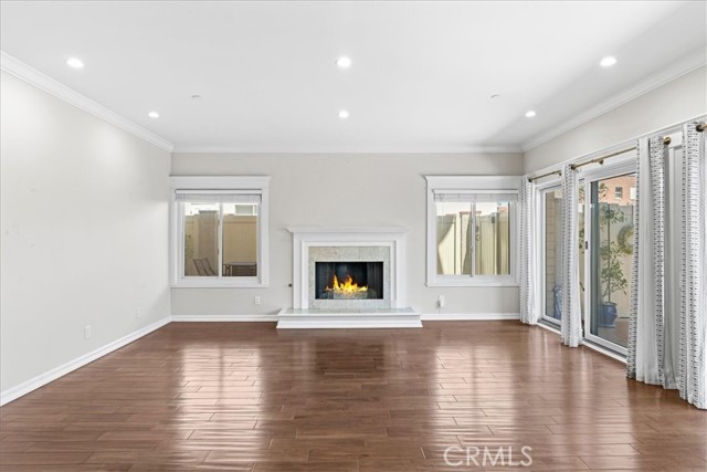 Detail Gallery Image 11 of 41 For 512 Esplanade #103,  Redondo Beach,  CA 90277 - 2 Beds | 2 Baths