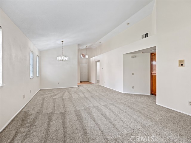 Detail Gallery Image 10 of 23 For 11601 Park Ln, Apple Valley,  CA 92308 - 2 Beds | 2 Baths