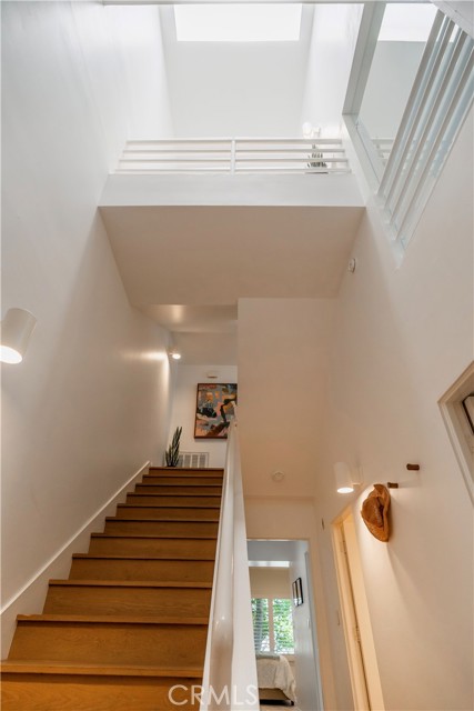 1401 Camden Avenue, Los Angeles CA: https://media.crmls.org/medias/05146198-1fbc-473b-94ed-5203034d7790.jpg
