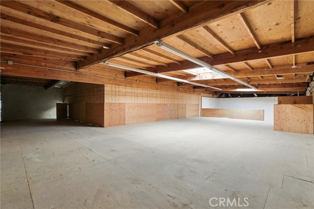 Image 2 of 7 For 23120 Mariposa