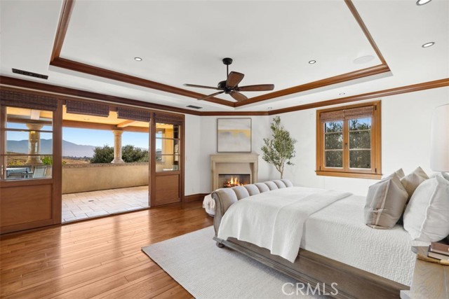 97 Canyon Creek, Irvine CA: https://media.crmls.org/medias/0514ceac-6220-4b46-8f4c-7970a53cbd80.jpg
