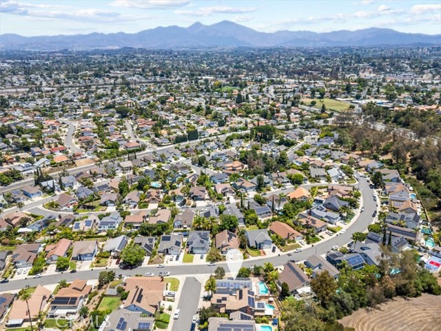 Detail Gallery Image 42 of 44 For 25252 Calero Avenue, Laguna Hills,  CA 92653 - 4 Beds | 3 Baths