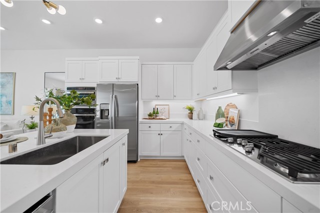 Detail Gallery Image 12 of 32 For 163 Baluster, Irvine,  CA 92618 - 1 Beds | 1 Baths