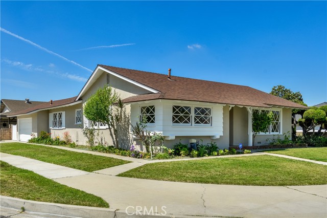 10943 Lindesmith Ave, Whittier, CA 90603