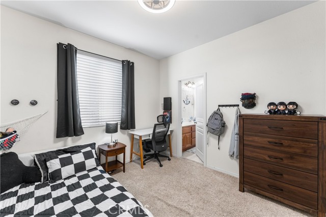 Detail Gallery Image 34 of 45 For 3025 Neary Ct, Rosamond,  CA 93560 - 4 Beds | 3 Baths