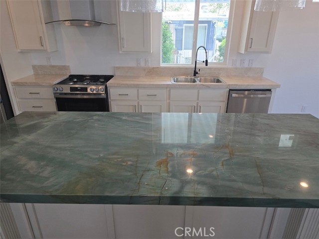 Detail Gallery Image 8 of 22 For 8901 Eton #54,  Northridge,  CA 91304 - 3 Beds | 2 Baths