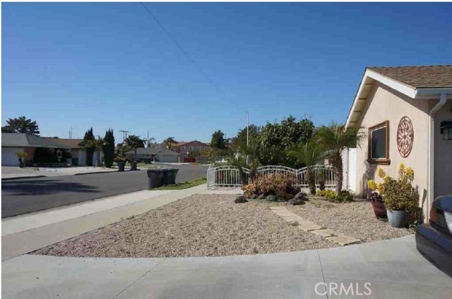 Detail Gallery Image 2 of 23 For 16050 Shasta St, Fountain Valley,  CA 92708 - 3 Beds | 2 Baths