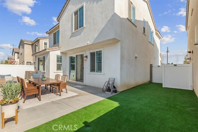 3930 E Crisanta Privado, Ontario CA: https://media.crmls.org/medias/0518ba44-cf7d-414f-b61d-4e8948c77039.jpg