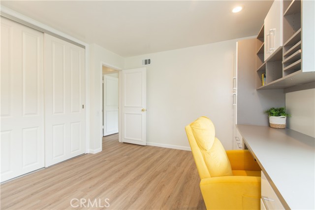 14879 Jadestone Drive, Sherman Oaks CA: https://media.crmls.org/medias/05190e4a-89ab-4b41-ba94-04a9164e530f.jpg