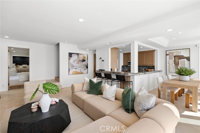 Detail Gallery Image 38 of 56 For 921 Gaviota Dr, Laguna Beach,  CA 92651 - 7 Beds | 7/1 Baths