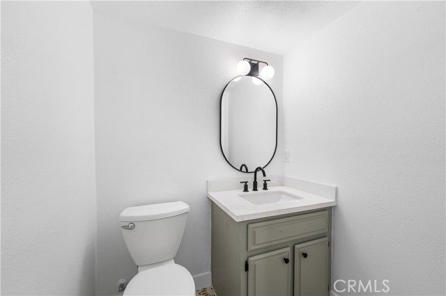 42346 W 47th W Street, Lancaster CA: https://media.crmls.org/medias/051cf5e7-fc8f-4357-8d77-ffd58a5415d7.jpg